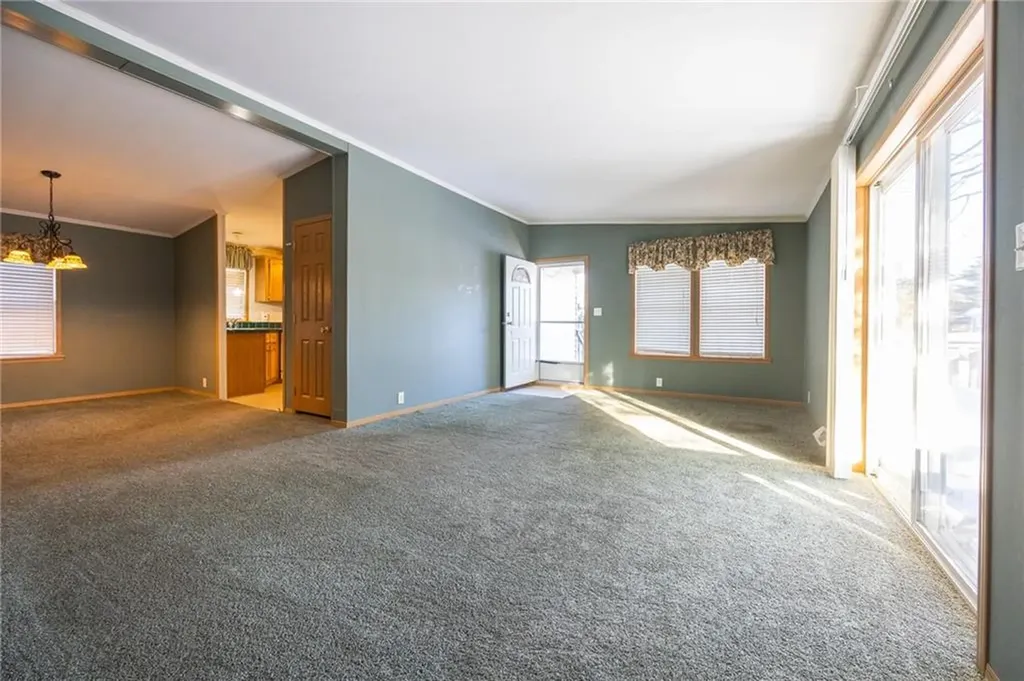 15 Kelly Lane Coventry RI 02816