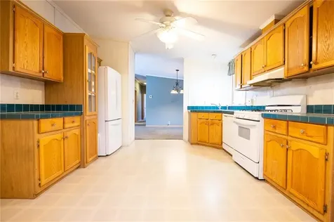 15 Kelly Lane Coventry RI 02816