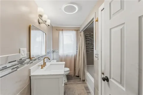 16 North Rose Street East Providence RI 02914