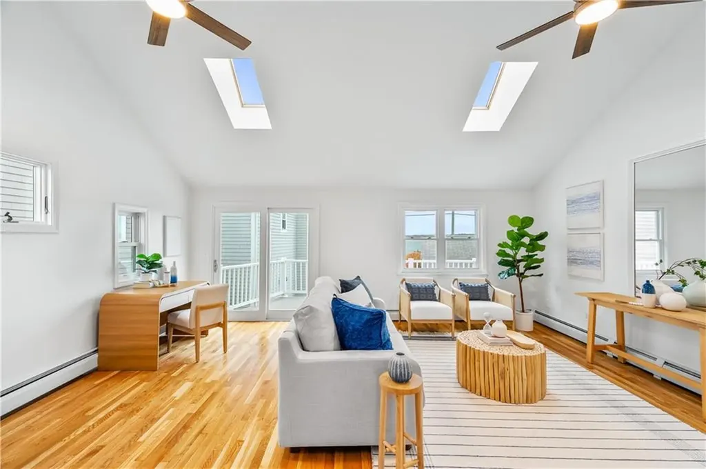 29 Wiliam Avenue Tiverton RI 02878