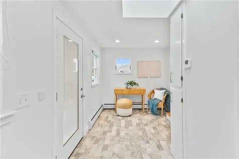 29 Wiliam Avenue Tiverton RI 02878