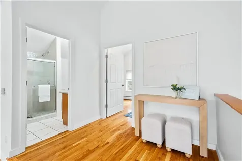 29 Wiliam Avenue Tiverton RI 02878