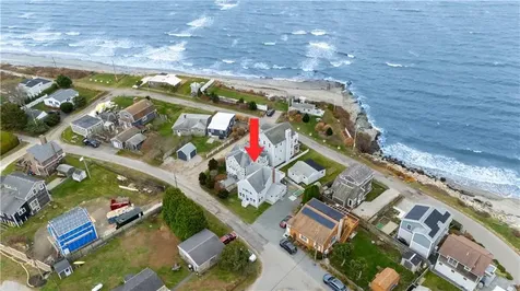 29 Wiliam Avenue Tiverton RI 02878