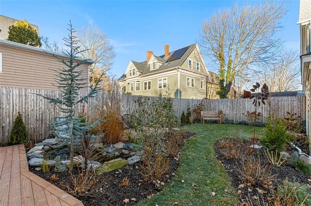 41 Taber Avenue Providence RI 02906