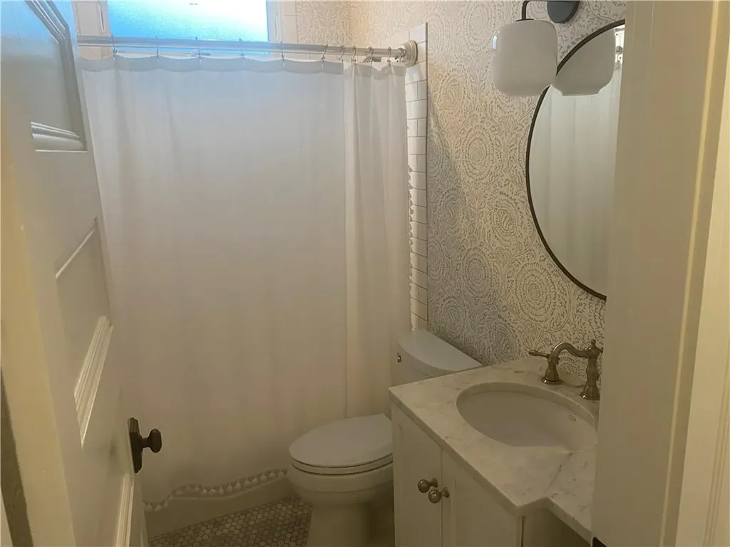 27 Mann Avenue Newport RI 02840