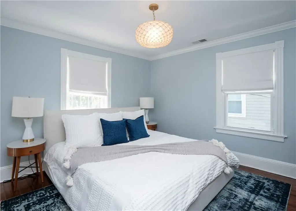 27 Mann Avenue Newport RI 02840
