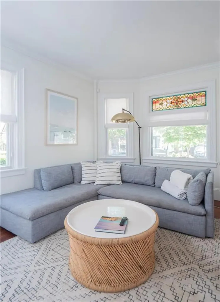 27 Mann Avenue Newport RI 02840