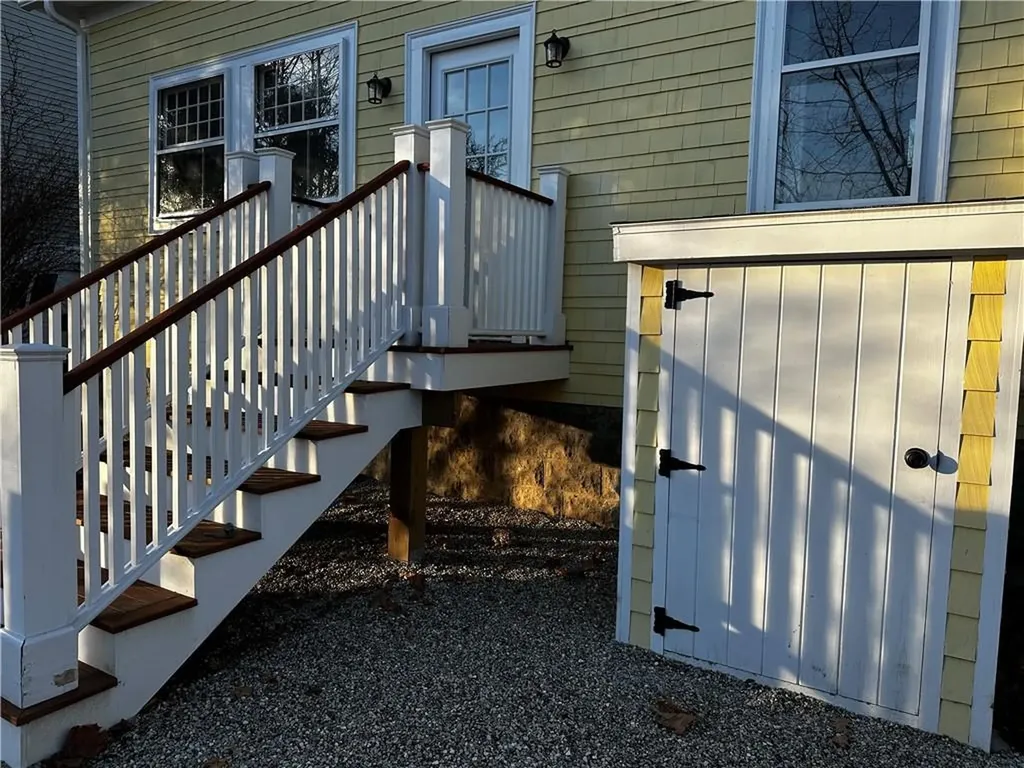 100 Maple Avenue Barrington RI 02806