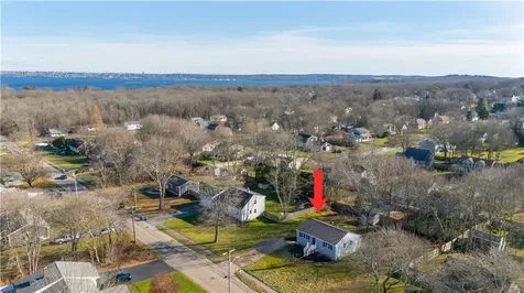 48 Narrows Road Bristol RI 02809