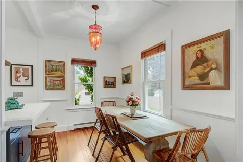 24 Hunter Avenue Newport RI 02840