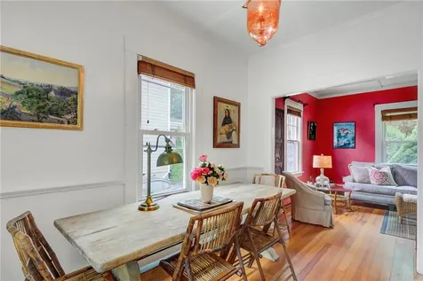 24 Hunter Avenue Newport RI 02840
