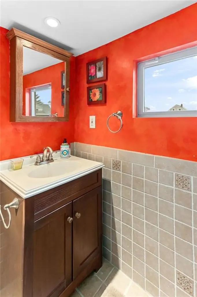 66 State Street Pawtucket RI 02861