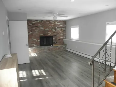 52 Walker Street Seekonk MA 02771