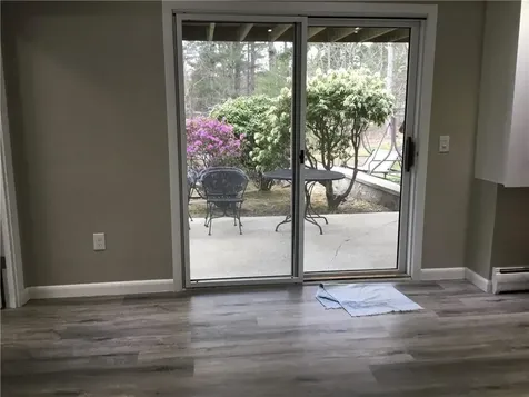 52 Walker Street Seekonk MA 02771