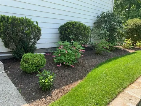 52 Walker Street Seekonk MA 02771