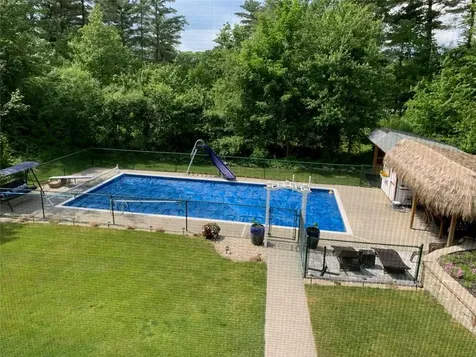 52 Walker Street Seekonk MA 02771