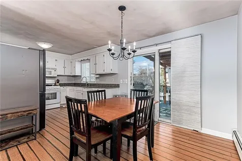 41 Dayton Avenue Warwick RI 02889