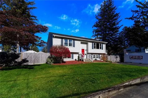 41 Dayton Avenue Warwick RI 02889