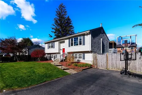 41 Dayton Avenue Warwick RI 02889