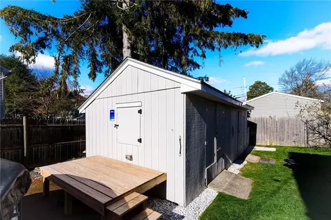 41 Dayton Avenue Warwick RI 02889