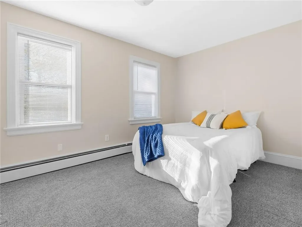 12 Earl Street West Warwick RI 02893