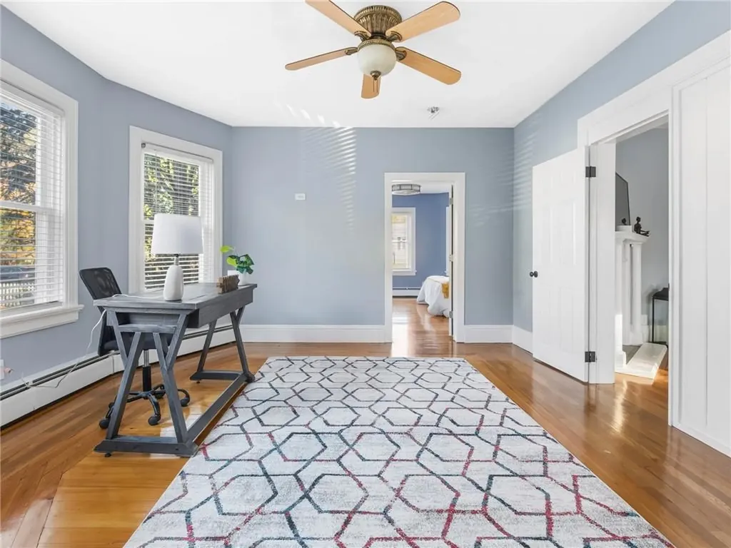12 Earl Street West Warwick RI 02893