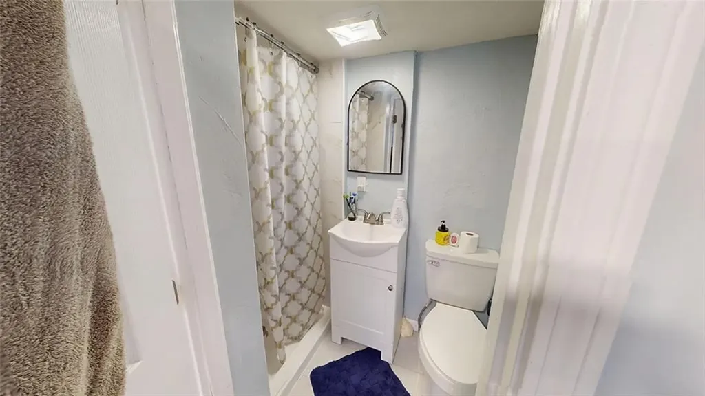 84 90 Chester Street Woonsocket RI 02895