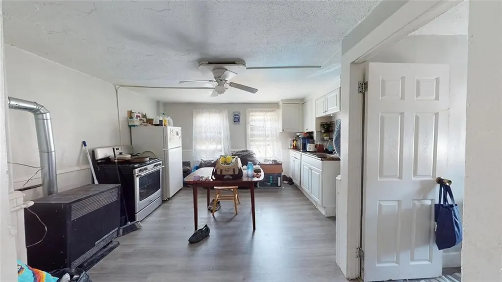 84 90 Chester Street Woonsocket RI 02895