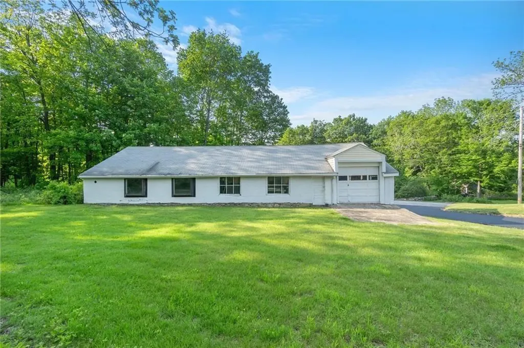 111 Sayles Hill Road North Smithfield RI 02896