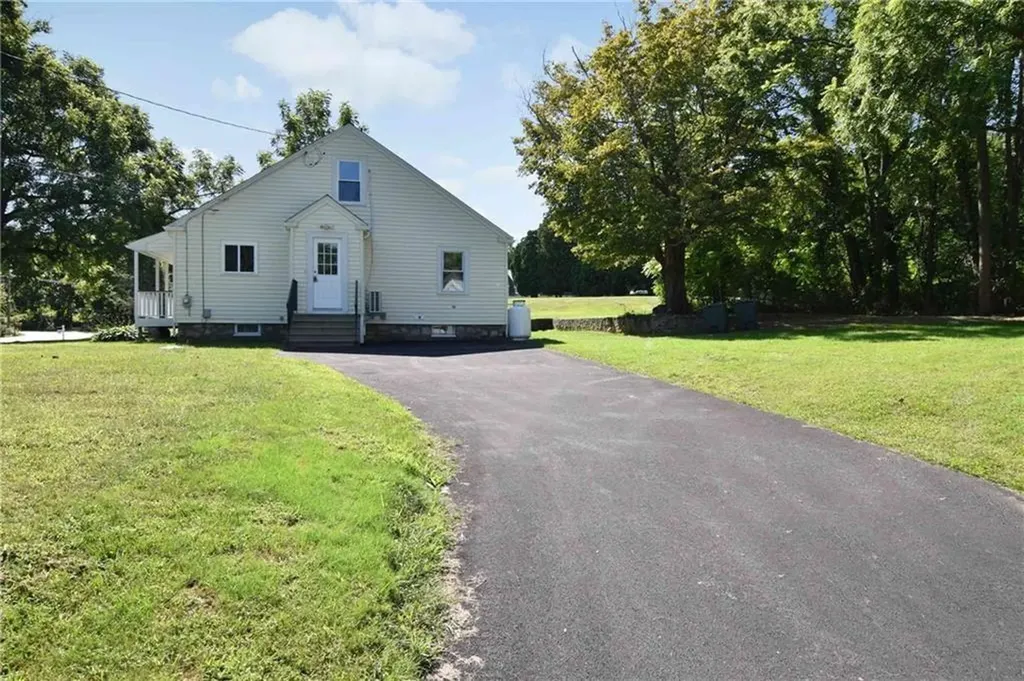 111 Sayles Hill Road North Smithfield RI 02896