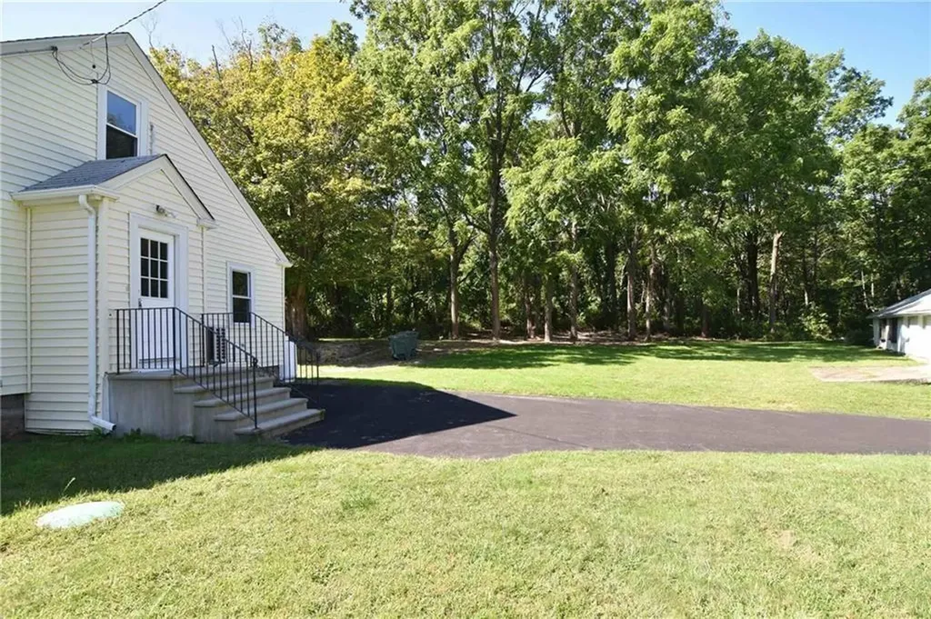 111 Sayles Hill Road North Smithfield RI 02896
