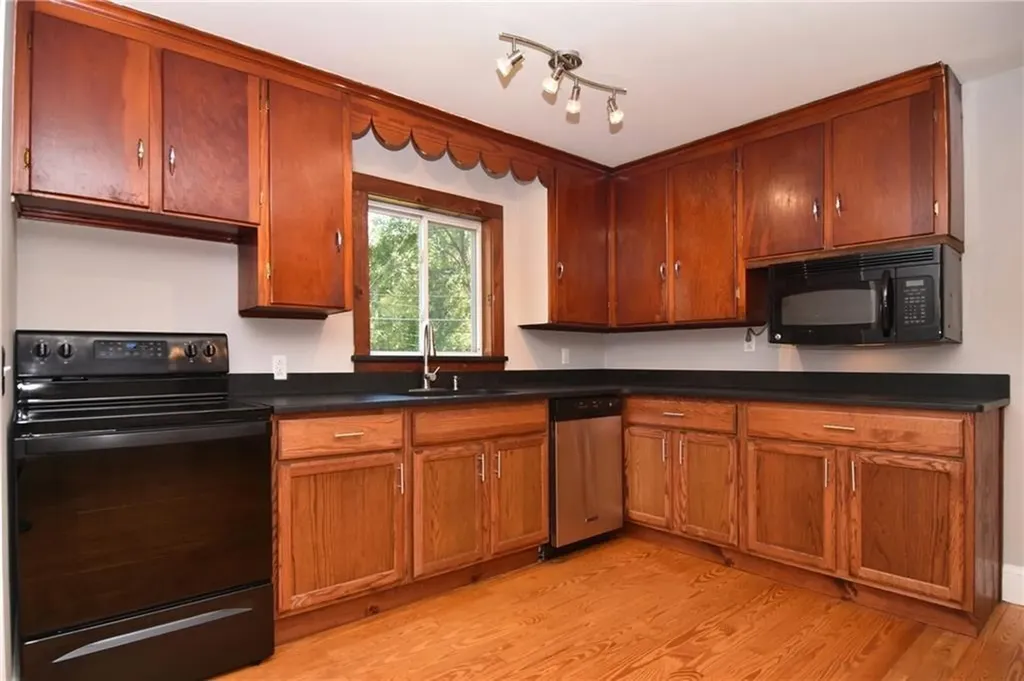 111 Sayles Hill Road North Smithfield RI 02896