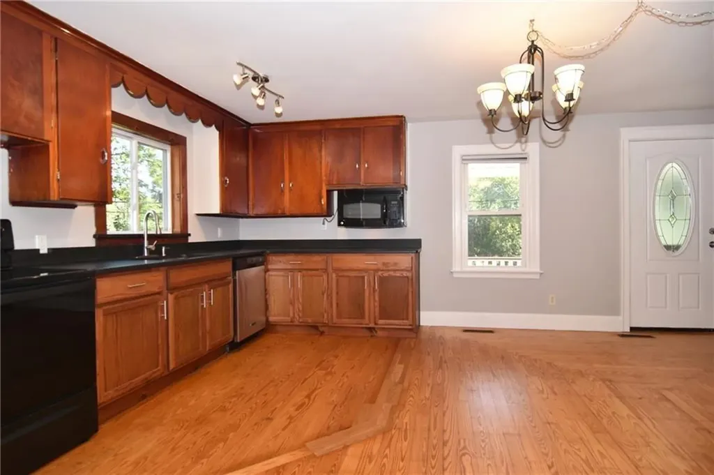 111 Sayles Hill Road North Smithfield RI 02896