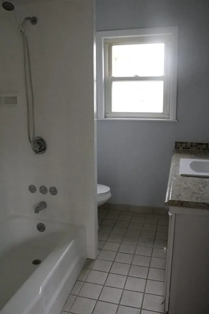 75 Larch Street Pawtucket RI 02860