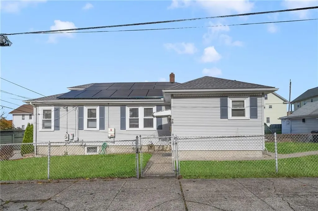 75 Larch Street Pawtucket RI 02860