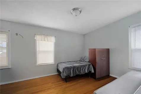 75 Larch Street Pawtucket RI 02860