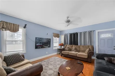 75 Larch Street Pawtucket RI 02860