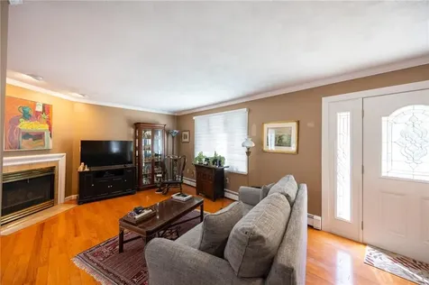 125 Main Street Lincoln RI 02802