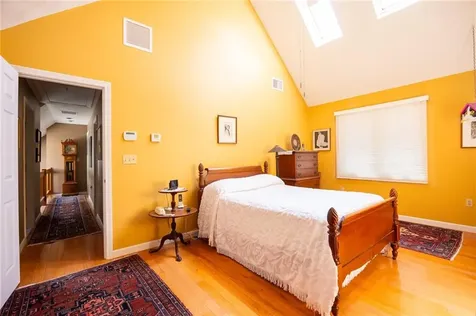 125 Main Street Lincoln RI 02802