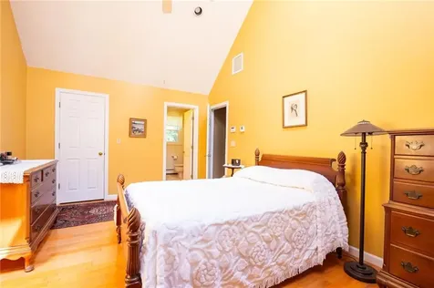 125 Main Street Lincoln RI 02802