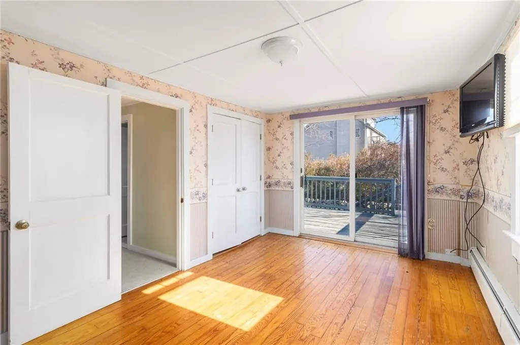 120 Chestnut Avenue Narragansett RI 02882