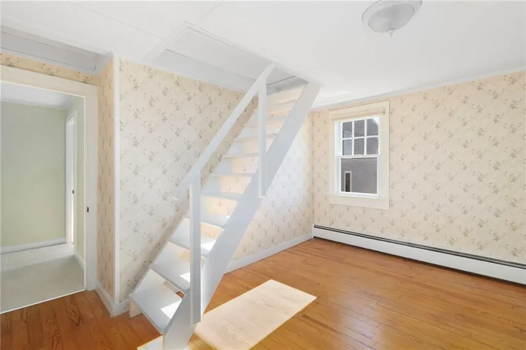 120 Chestnut Avenue Narragansett RI 02882