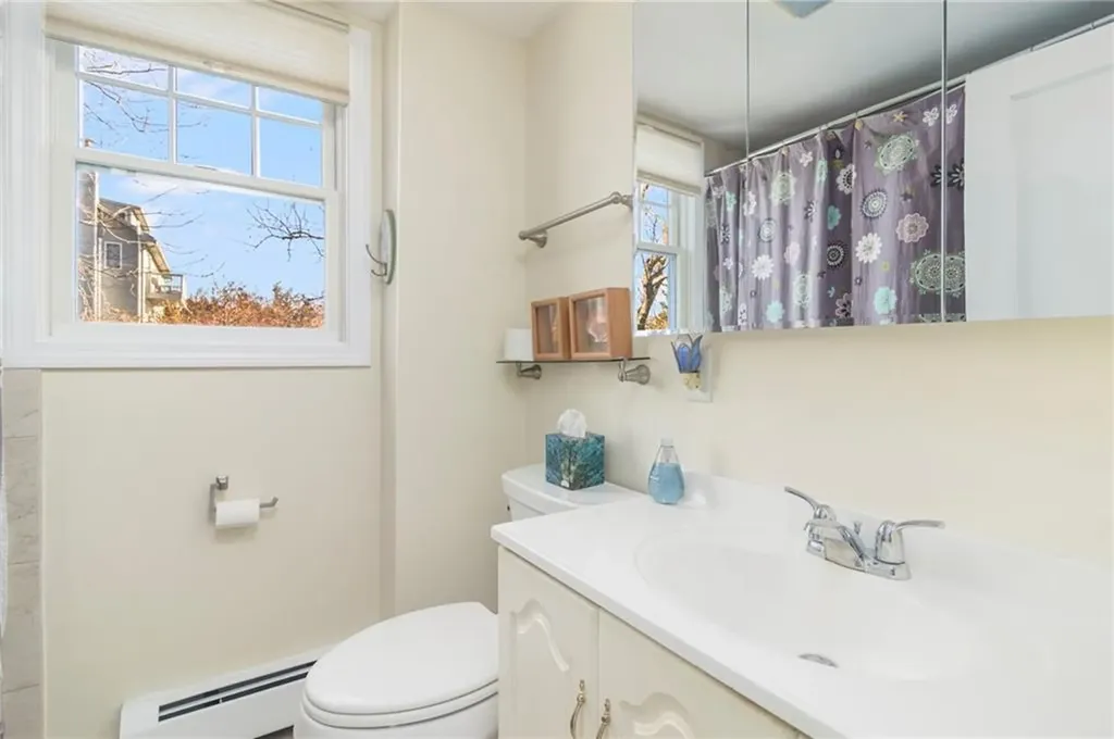 120 Chestnut Avenue Narragansett RI 02882