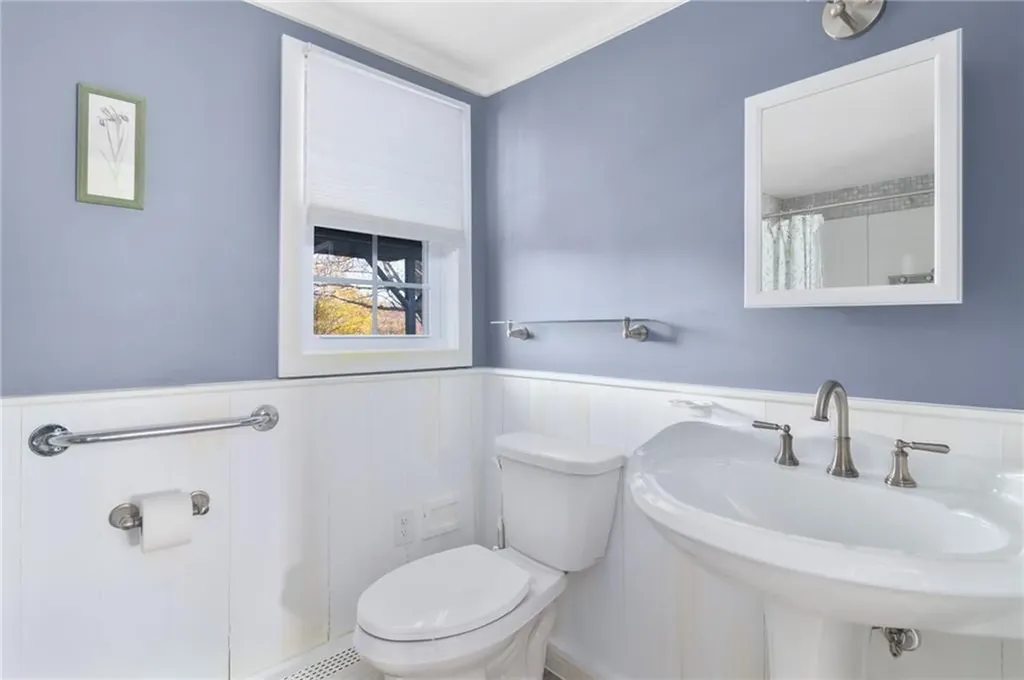 120 Chestnut Avenue Narragansett RI 02882