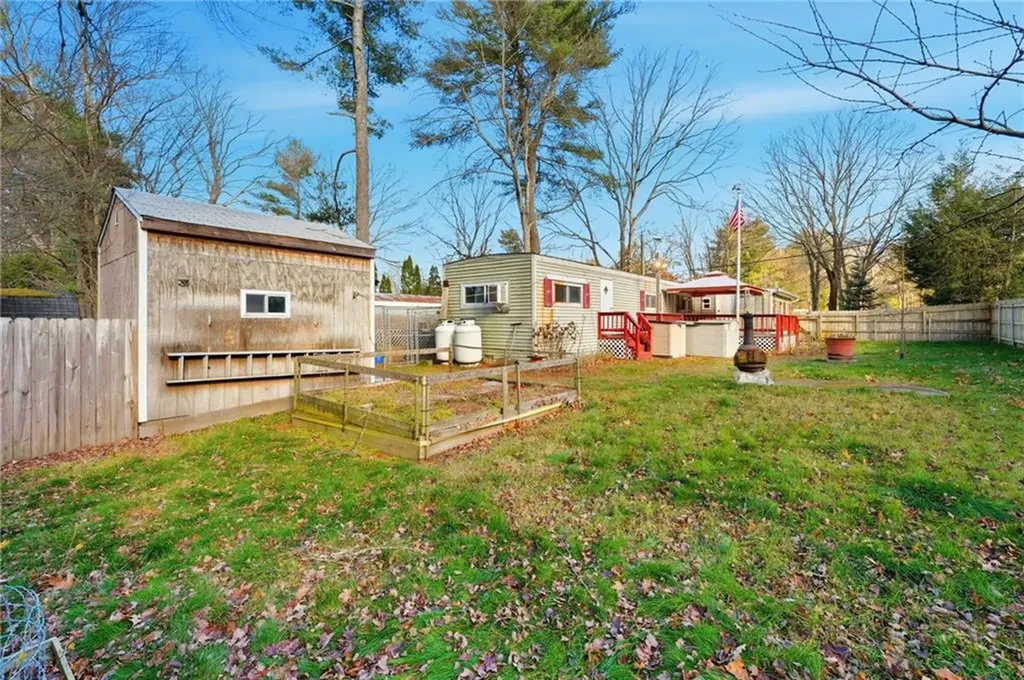 38 Oak Terrace Burrillville RI 02839