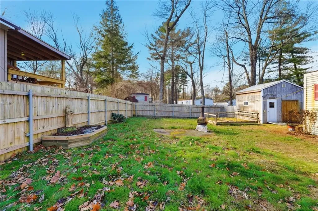 38 Oak Terrace Burrillville RI 02839