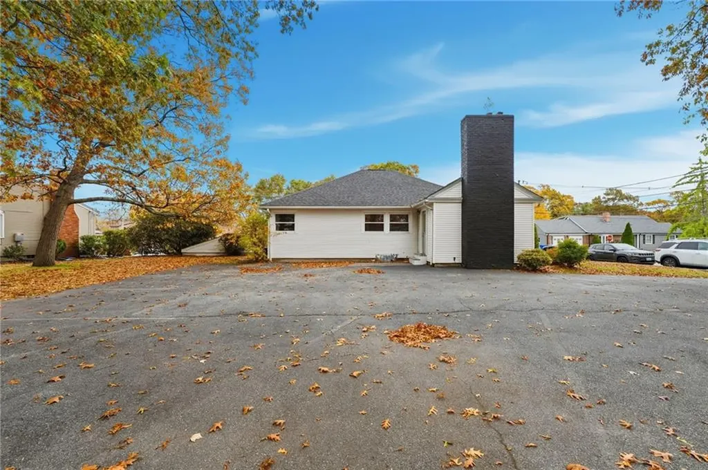 259 High Service Avenue North Providence RI 02904