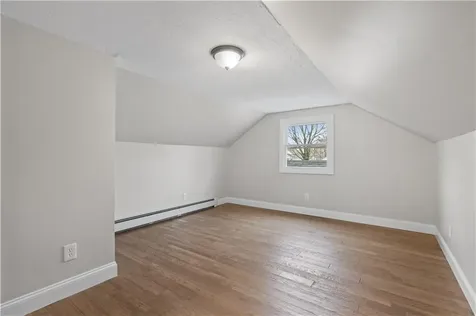 81 Kenyon Road Tiverton RI 02878