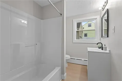 81 Kenyon Road Tiverton RI 02878