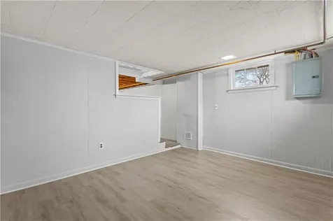 81 Kenyon Road Tiverton RI 02878